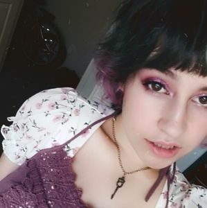 Meet your Posher, Zoë